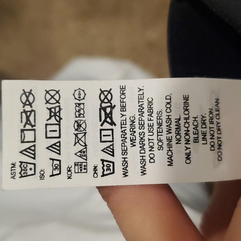 Brooks Black V-Neck Support Sports Bra - Picture 6 of 6